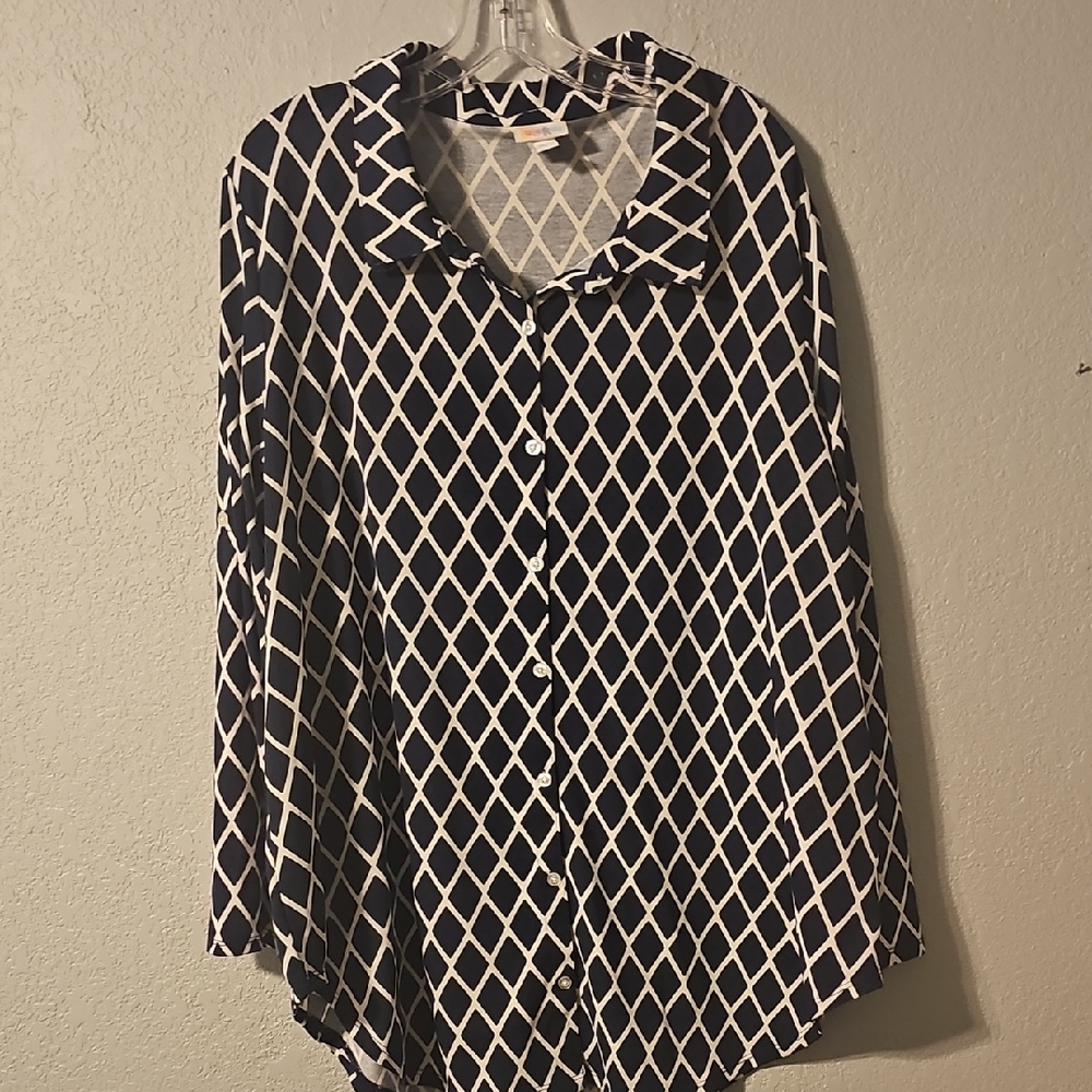 LuLaRoe Valentina Navy and White Diamond Button Down Shirt
